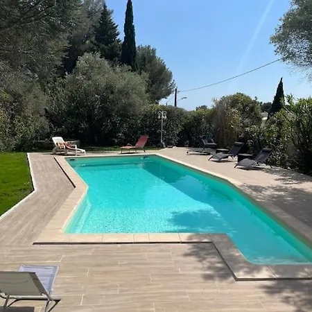 Holiday home Le De Fontsainte *